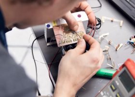 Įrašo "Pirmoji Lietuvoje makerių stipendija skatins studentus įgyvendinti beprotiškiausias idėjas" reprezentacinis paveikslėlis Įrašo "Pirmoji Lietuvoje makerių stipendija skatins studentus įgyvendinti beprotiškiausias idėjas" reprezentacinis paveikslėlis