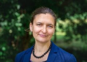 Įrašo "VDU doc. Aistė Lazauskienė: Ar savivaldybės gali bendradarbiauti? Žinoma. Bet kaip?" reprezentacinis paveikslėlis