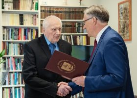 Įrašo "After more than half a century, dissident Antanas Terleckas returned to the VU community of historians" reprezentacinis paveikslėlis Įrašo "After more than half a century, dissident Antanas Terleckas returned to the VU community of historians" reprezentacinis paveikslėlis