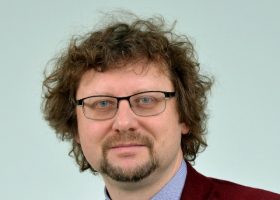 Įrašo "Mokslininkas paneigė koronaviruso sąmokslo teorijas ir įspėjo, kada tikėtis antros pandemijos" reprezentacinis paveikslėlis