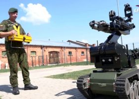 Įrašo "„Mokslo sriuba“: kaip dirba išminuotojai?" reprezentacinis paveikslėlis Įrašo "„Mokslo sriuba“: kaip dirba išminuotojai?" reprezentacinis paveikslėlis