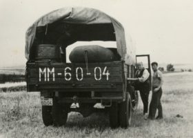 Įrašo "Seimo nario L. Jonausko pranešimas: paskata šauktiniams – siūloma kompensuoti išlaidas ir už mokymąsi vairuoti A arba C kategorijų transporto priemones" reprezentacinis paveikslėlis