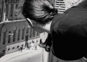 Įrašo "Never before seen Shots by Photoartist A. Sutkus at the VU Grand Courtyard" reprezentacinis paveikslėlis