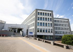 Įrašo "Seimo narės I. Braziulienės pranešimas: pradedamas mokinių ir studentų bendrabučių atnaujinimas" reprezentacinis paveikslėlis Įrašo "Seimo narės I. Braziulienės pranešimas: pradedamas mokinių ir studentų bendrabučių atnaujinimas" reprezentacinis paveikslėlis