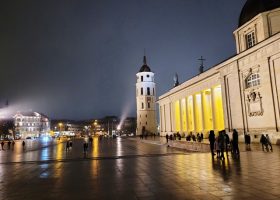 Įrašo "Ateities komiteto posėdyje: mokslo ir inovacijų patarėjų vaidmuo ir dokumentai dėl  2028–2034 m. ES biudžeto" reprezentacinis paveikslėlis
