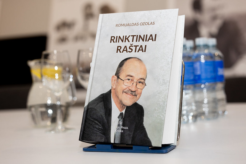 92 Romualdo Ozolo rinktinių raštų IV tomas 2