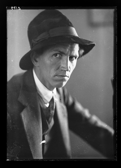 Antanas Ingelevičius autoportretas. Apie 1930 m. LNM Antanas Ingelevičius autoportretas. Apie 1930 m. LNM