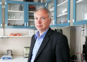 Įrašo "Kandidatas į VDU rektorius prof., habil. dr. A. S. Maruška: prioritetą teikčiau bendruomenės gerovei" reprezentacinis paveikslėlis
