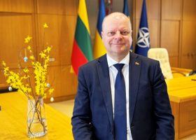 Įrašo "Seimo Pirmininkas Saulius Skvernelis: „Tegul šv. Velykos sušildo jūsų ir artimųjų širdis gerumu, atlaidumu ir viltimi“" reprezentacinis paveikslėlis Įrašo "Seimo Pirmininkas Saulius Skvernelis: „Tegul šv. Velykos sušildo jūsų ir artimųjų širdis gerumu, atlaidumu ir viltimi“" reprezentacinis paveikslėlis