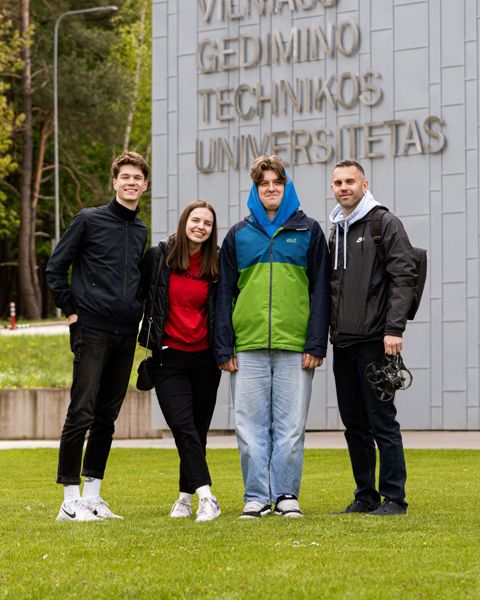 original VILNIUSTECHstudentaisukruniversitetoreklam12 original VILNIUSTECHstudentaisukruniversitetoreklam12