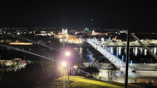 original Dirbtinis apsvietimas nakti