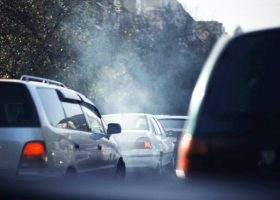 Įrašo "Seimo nario T. Tomilino pranešimas: „Milijonai turi būti skirti ne baudoms už taršą mokėti, o investicijoms į viešąjį transportą, kuris tą taršą mažintų“" reprezentacinis paveikslėlis