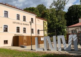 Įrašo "Lietuvos nacionalinis muziejus atidarė didžiąją metų parodą „Žmogus tarp pasaulių“" reprezentacinis paveikslėlis Įrašo "Lietuvos nacionalinis muziejus atidarė didžiąją metų parodą „Žmogus tarp pasaulių“" reprezentacinis paveikslėlis