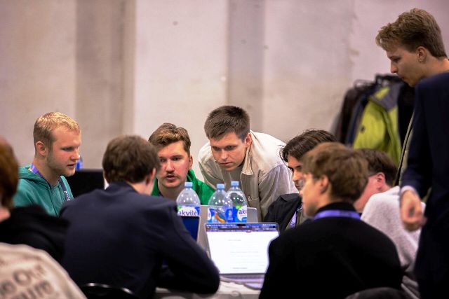 original VilniausmiestoinovacijhakatonasHack4Vilnius2025LinkMenfabrikonuotr3
