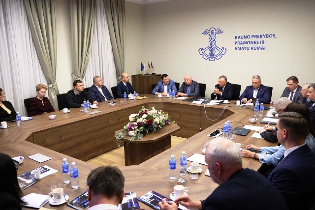 original KPPARsusitikimassuRmnariaisuniversitetirkolegijvadovais5