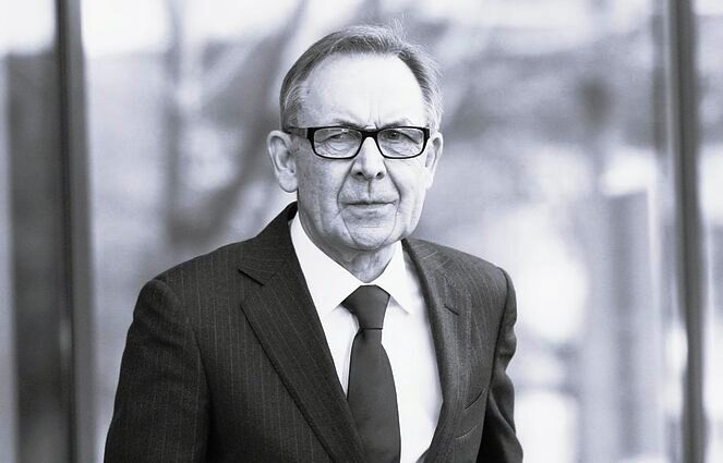 Algirdas Juozapavičius Algirdas Juozapavičius
