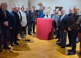 Įrašo "FOTOPASAKOJIMAS apie XXVII knygos mėgėjų draugijos susirinkimą Kaune" reprezentacinis paveikslėlis Įrašo "FOTOPASAKOJIMAS apie XXVII knygos mėgėjų draugijos susirinkimą Kaune" reprezentacinis paveikslėlis