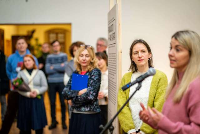 Parodos kuratorės Šarūnė Valotkienė ir Lijana Muradian. Fot. S. Samsonas. LNM Parodos kuratorės Šarūnė Valotkienė ir Lijana Muradian. Fot. S. Samsonas. LNM