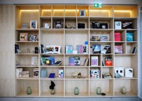 Įrašo "Kviečiame į ekskursijas po Nacionalinę biblioteką" reprezentacinis paveikslėlis