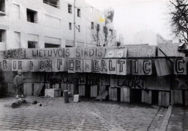 original ATbarikadospoSausio13osios1991mANaruytsnuotr