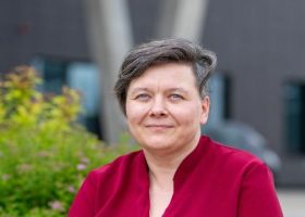 Įrašo "Inovacijos be sienų: moterų vaidmuo technologijų srityje" reprezentacinis paveikslėlis Įrašo "Inovacijos be sienų: moterų vaidmuo technologijų srityje" reprezentacinis paveikslėlis