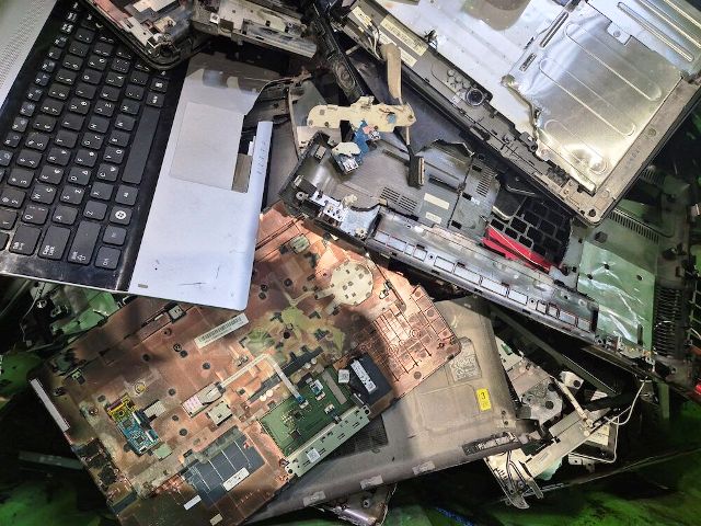 elektroninesatliekos trash